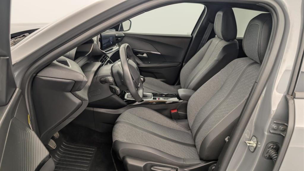 PEUGEOT 2008 100 S S BVM6 Allure - ref: 1-382572 - Photo 16