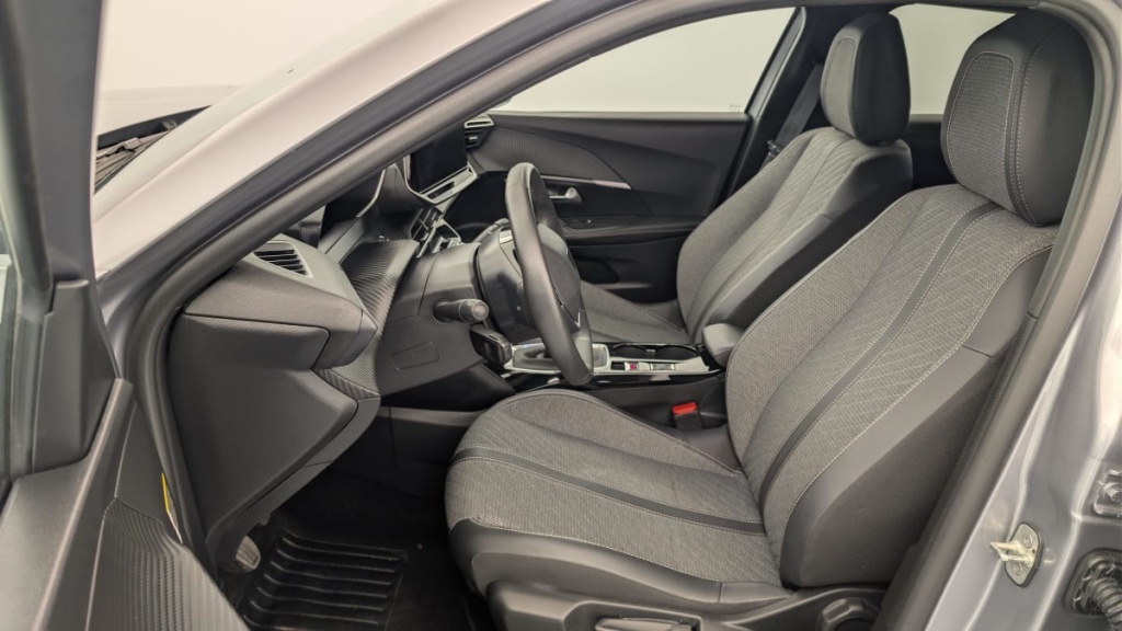 PEUGEOT 2008 100 S S BVM6 Allure - ref: 1-382586 - Photo 16