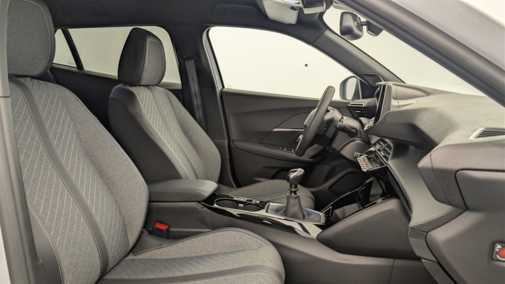 PEUGEOT 2008 100 S S BVM6 Allure - ref: 1-382608 - Photo 9