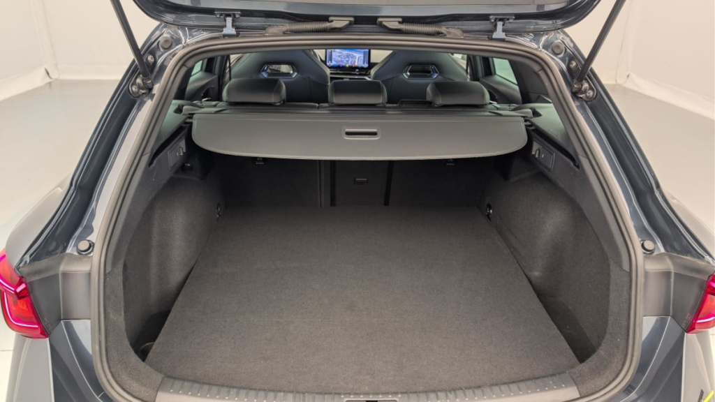 CUPRA Leon Sportstourer 1.4 e-HYBRID 204 ch DSG6 V - ref: 1-384035 - Photo 11