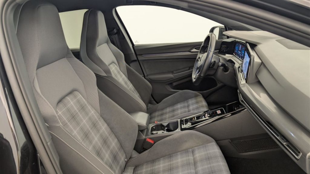 VOLKSWAGEN Golf 2.0 TDI SCR 200 DSG7 GTD - ref: 1-384036 - Photo 9