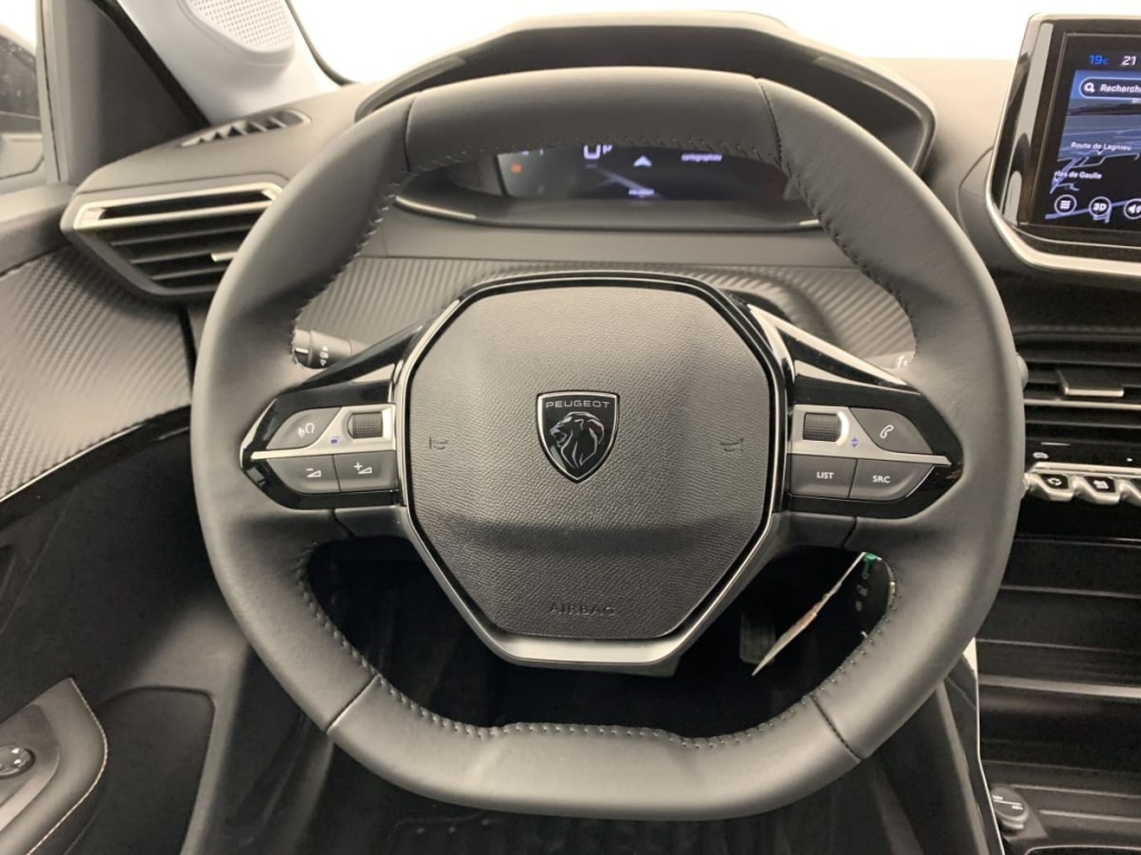 PEUGEOT 208 Hybrid 110 ch e-DCS6 Allure - ref: 1-384452 - Photo 14