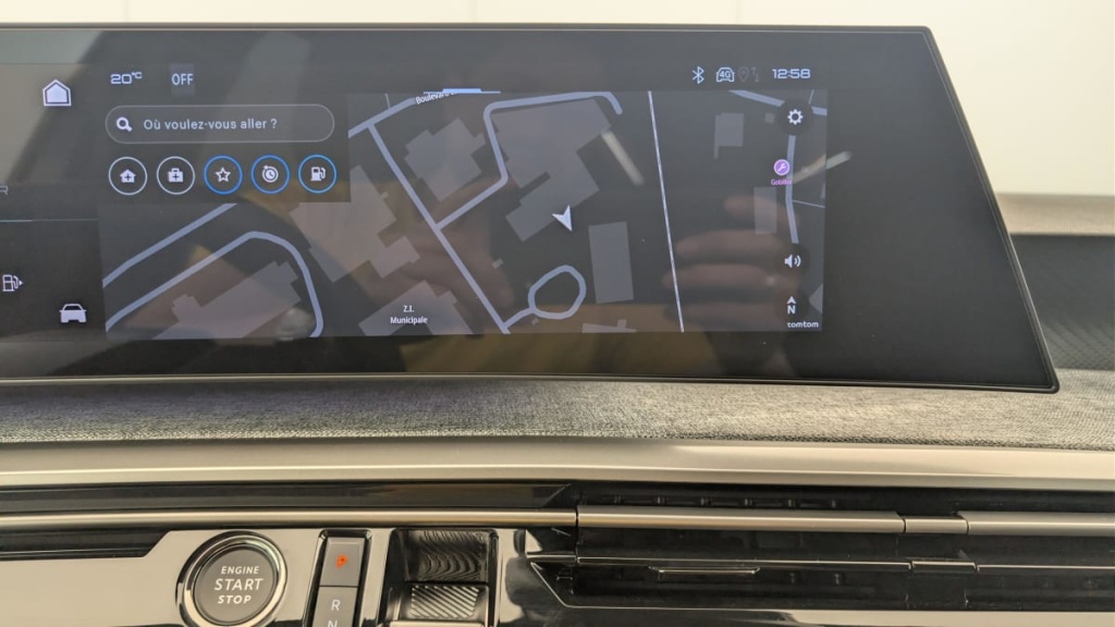 PEUGEOT 5008 HYBRID 145 CH E-DCS6 ALLURE - ref: 1-384764 - Photo 18