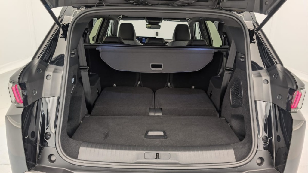 PEUGEOT 5008 HYBRID 145 CH E-DCS6 ALLURE - ref: 1-384779 - Photo 11