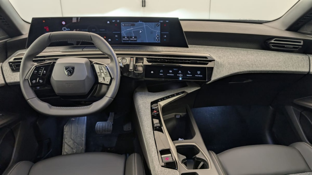 PEUGEOT 3008 Hybrid 145 e-DCS6 Allure - ref: 1-384805 - Photo 13