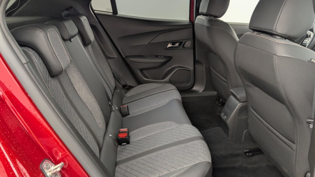 PEUGEOT 2008 100 S S BVM6 Allure - ref: 1-385026 - Photo 10