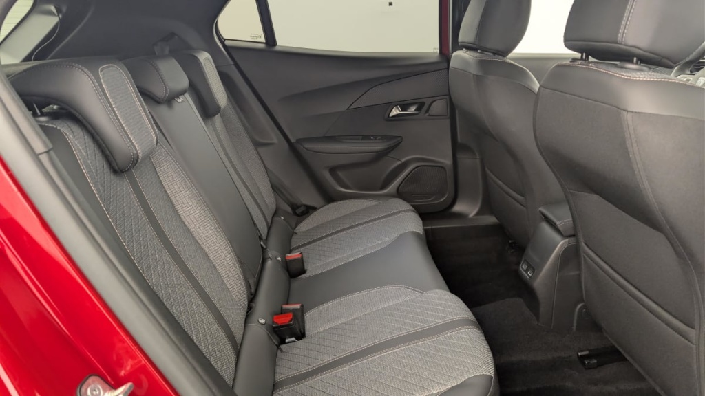 PEUGEOT 2008 100 S S BVM6 Allure - ref: 1-385027 - Photo 10