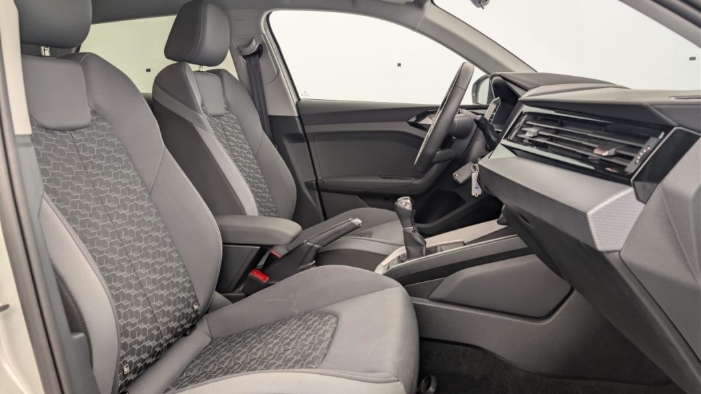 AUDI A1 Sportback 30 TFSI 116 ch BVM6 Design - ref: 1-385150 - Photo 9