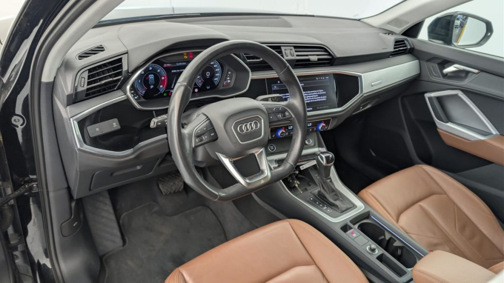 AUDI Q3 35 TDI 150 ch S tronic 7 Design - ref: 1-386276 - Photo 15
