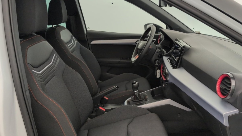 SEAT Arona 1.0 TSI 95 CH START STOP BVM5 FR - ref: 1-386687 - Photo 9