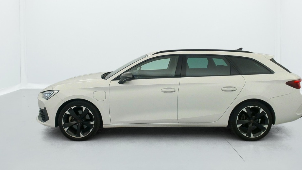 CUPRA Leon Sportstourer 1.4 e-HYBRID 204 ch DSG6 V - ref: 1-386926 - Photo 4