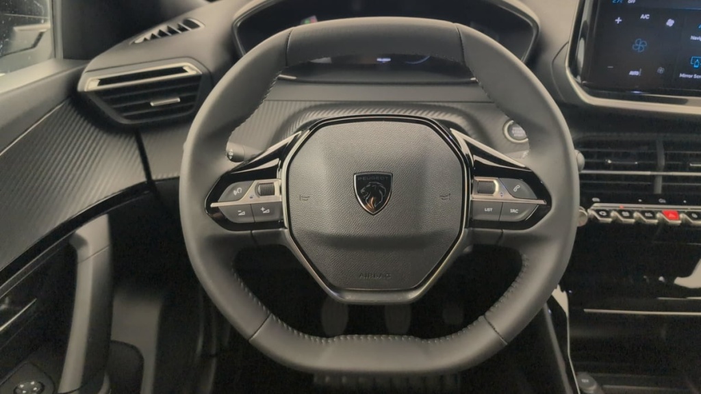 PEUGEOT 2008 100 S S BVM6 Allure - ref: 1-388133 - Photo 15