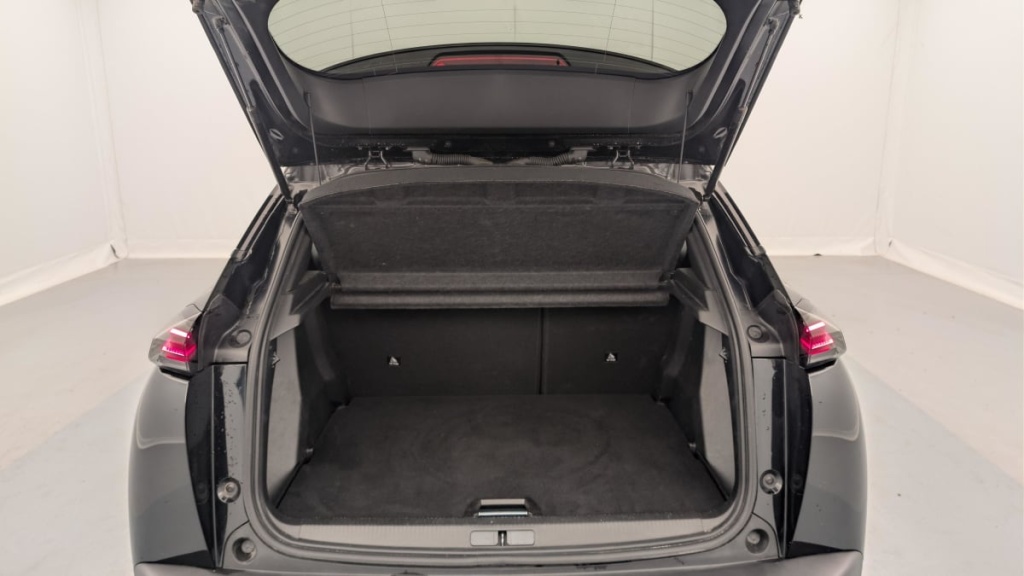 PEUGEOT 2008 50 kWh 136 ch Allure - ref: 1-388189 - Photo 11