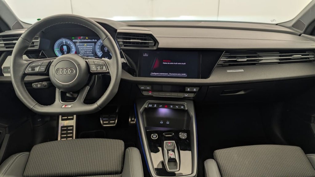 AUDI A3 Sportback TFSI e Hybride rechargeable 204 S tronic 6 S line - ref: 1-388270 - Photo 13