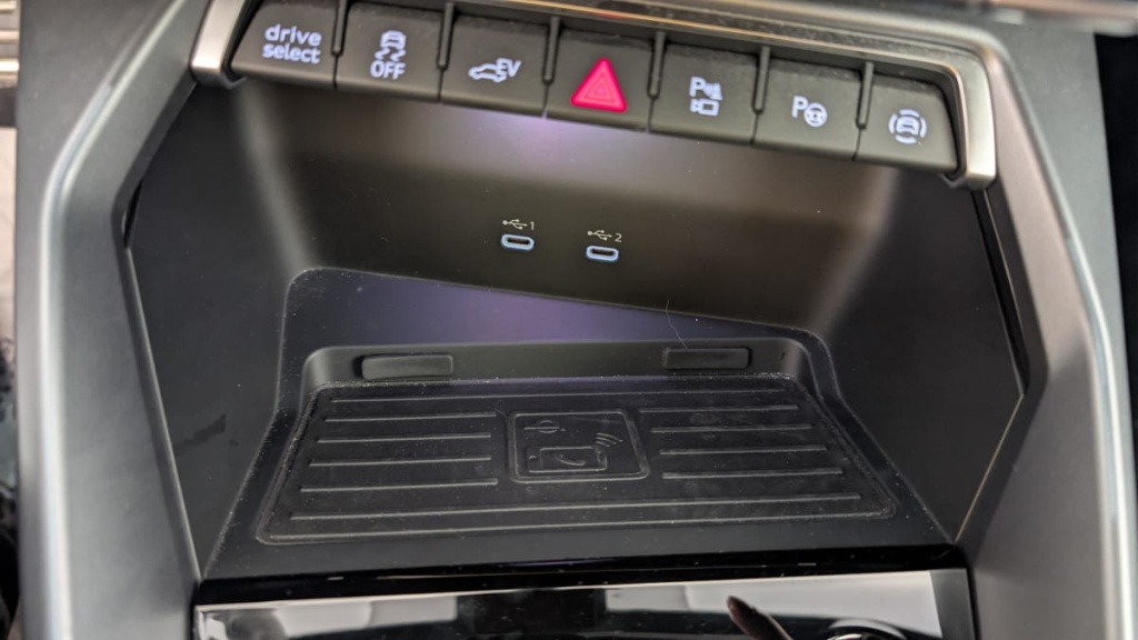 AUDI A3 Sportback TFSI e Hybride rechargeable 204 S tronic 6 S line - ref: 1-388271 - Photo 20