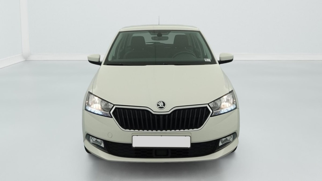 SKODA Fabia 1.0 MPI 60 CH BVM5 BUSINESS - ref: 1-388293 - Photo 2