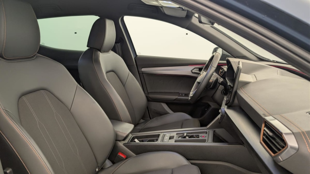 CUPRA Formentor 1.4 e-HYBRID 204 ch DSG6 Business Edition - ref: 1-388298 - Photo 9