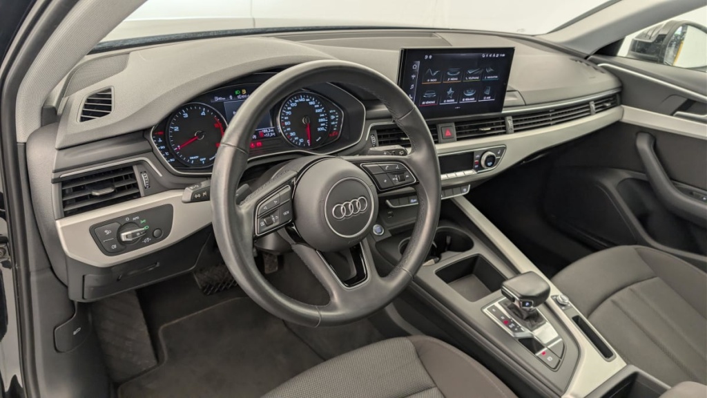 AUDI A4 Avant 35 TDI 163 S tronic 7 Design - ref: 1-388376 - Photo 15