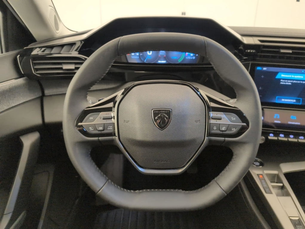 PEUGEOT 308 Hybrid 145 e-DCS6 Allure - ref: 1-388488 - Photo 14