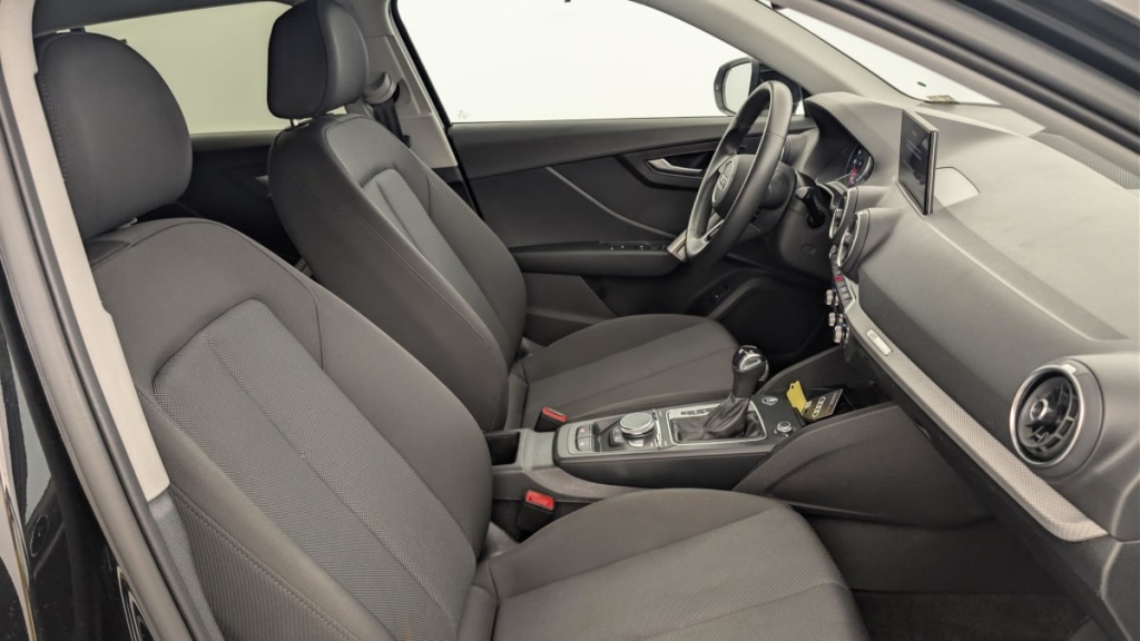 AUDI Q2 35 TFSI 150 S tronic 7 Design - ref: 1-388555 - Photo 9