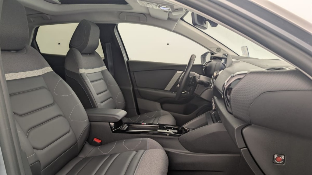 CITROEN C4 PureTech 130 EAT8 Max - ref: 1-388867 - Photo 9