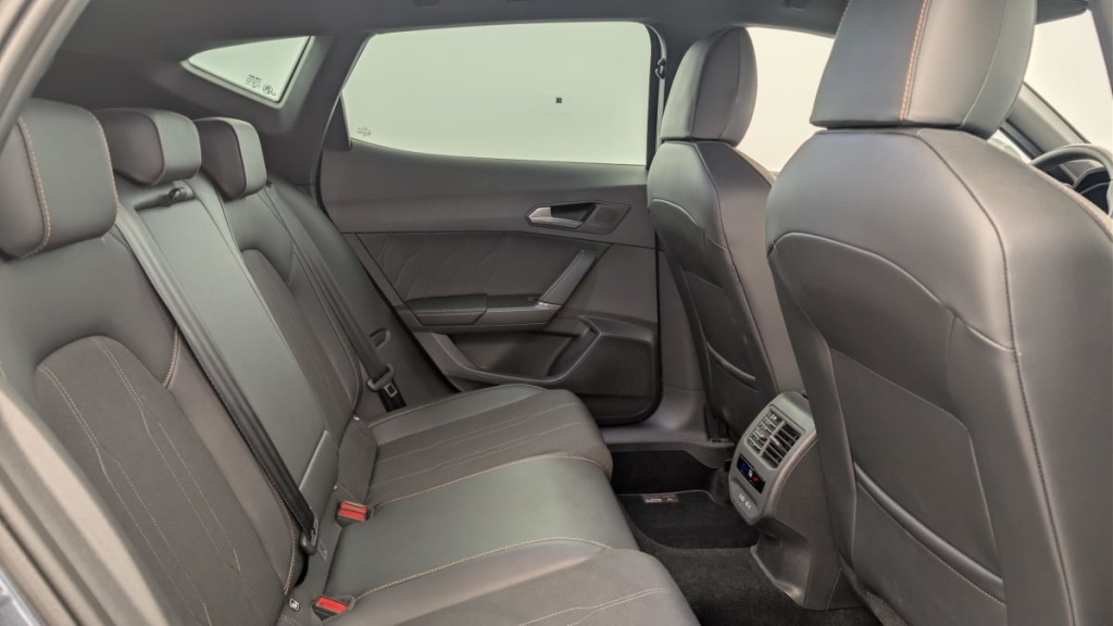 CUPRA Formentor 1.4 e-HYBRID 204 ch DSG6 V - ref: 1-389095 - Photo 10