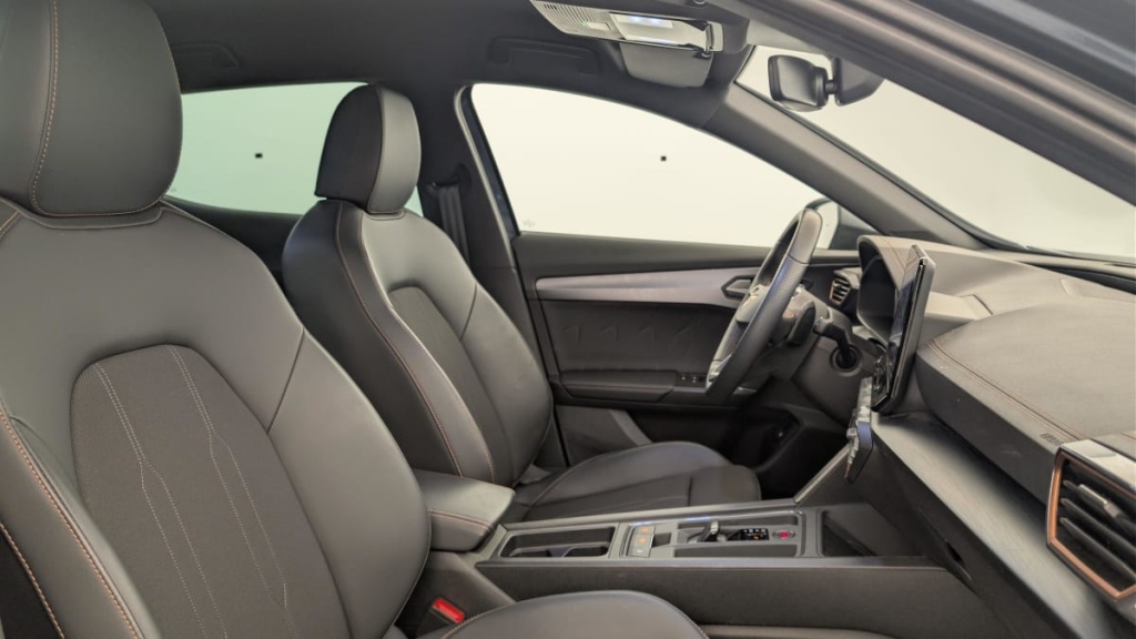 CUPRA Formentor 1.4 e-HYBRID 204 ch DSG6 V - ref: 1-389095 - Photo 9