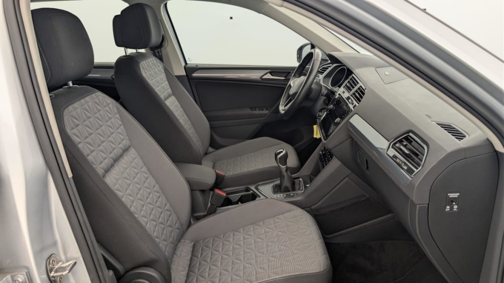 VOLKSWAGEN Tiguan 1.5 TSI 150ch BVM6 Life - ref: 1-389345 - Photo 9