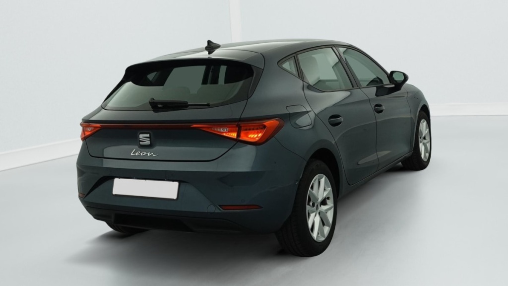 SEAT Leon 1.0 eTSI 110 DSG7 Business - ref: 1-389652 - Photo 6