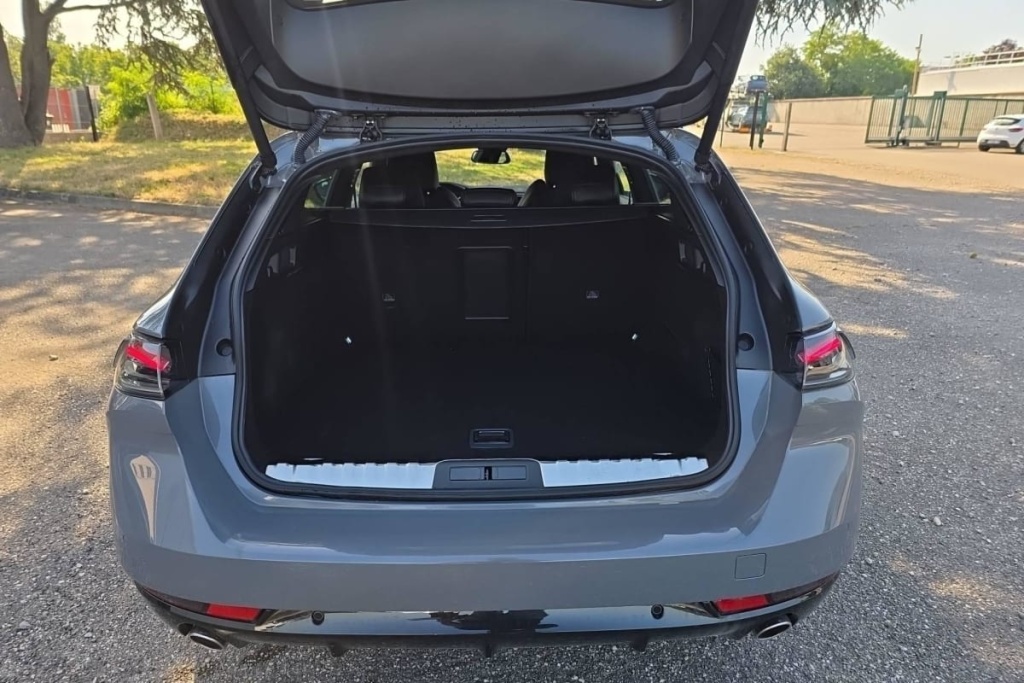 PEUGEOT 508 SW Hybrid 225 e-EAT8 Allure - ref: 1-389664 - Photo 11