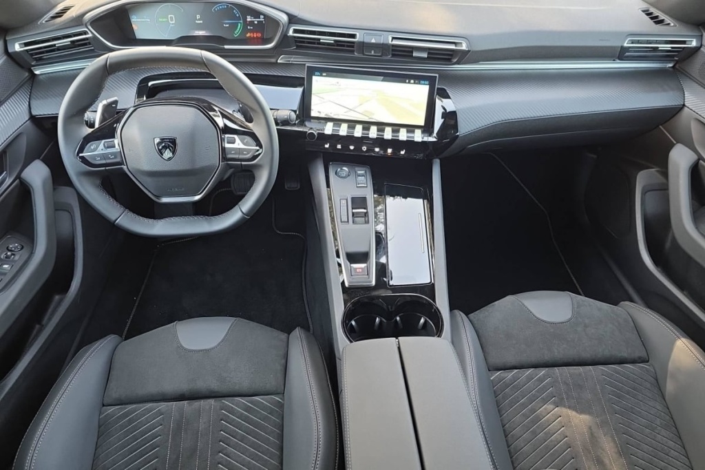 PEUGEOT 508 SW Hybrid 225 e-EAT8 Allure - ref: 1-389664 - Photo 14