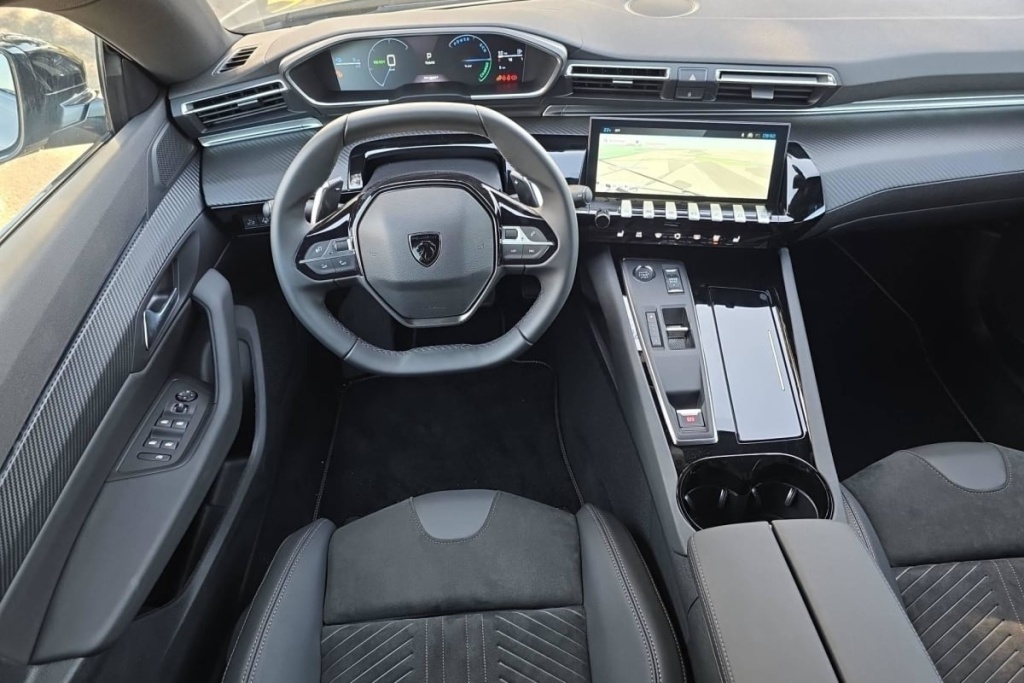 PEUGEOT 508 SW Hybrid 225 e-EAT8 Allure - ref: 1-389664 - Photo 15