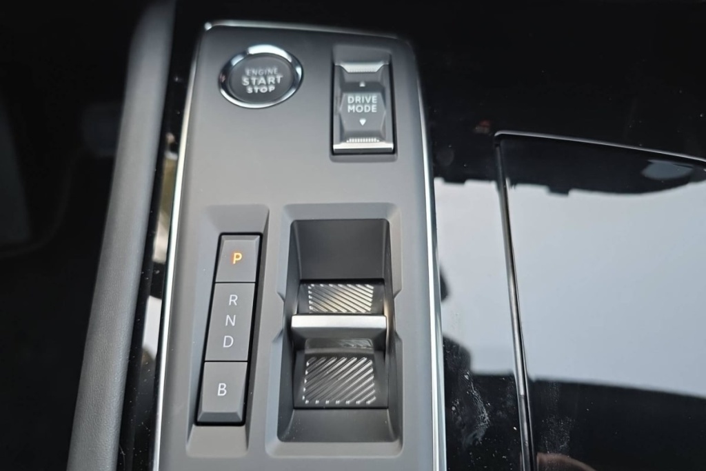 PEUGEOT 508 SW Hybrid 225 e-EAT8 Allure - ref: 1-389664 - Photo 19