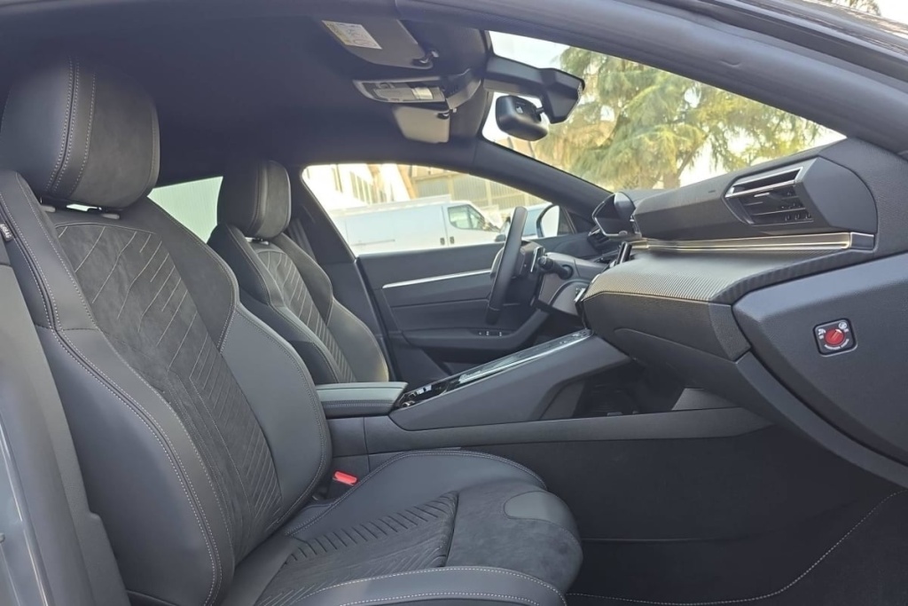 PEUGEOT 508 SW Hybrid 225 e-EAT8 Allure - ref: 1-389664 - Photo 9