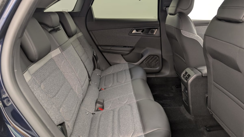 CITROEN C5 X PureTech 130 EAT8 You - ref: 1-389698 - Photo 10