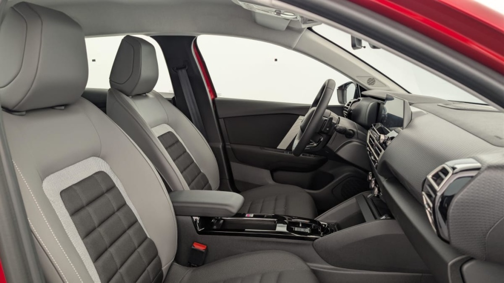 CITROEN C4 Hybride 145 ch e-DCS6 Business - ref: 1-389773 - Photo 9