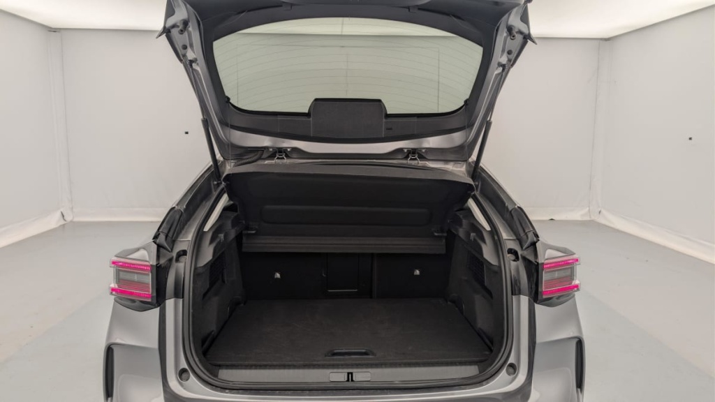 CITROEN C4 Hybride 145 ch e-DCS6 Max - ref: 1-389782 - Photo 11