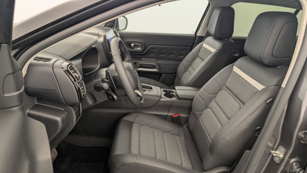 CITROEN C5 Aircross Hybride 145 e-DCS6 Max - ref: 1-390094 - Photo 16