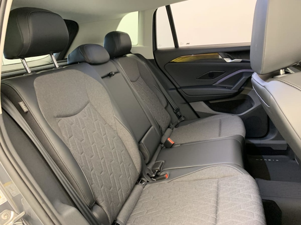 VOLKSWAGEN Tiguan 1.5 ETSI 150CH DSG7 Life - ref: 1-390178 - Photo 18