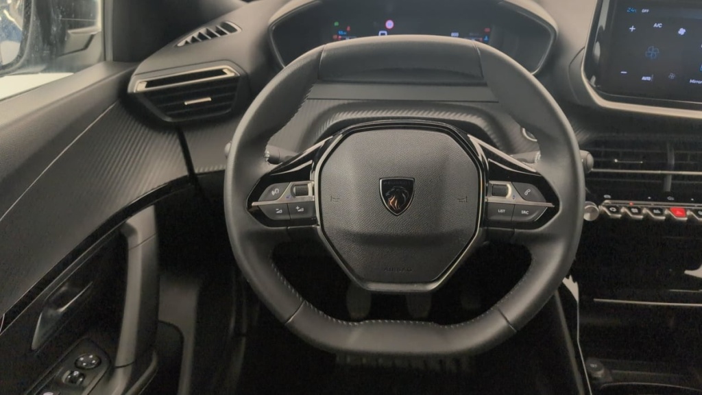 PEUGEOT 2008 100 S S BVM6 Allure - ref: 1-390187 - Photo 14