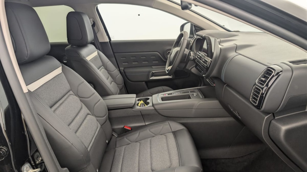 CITROEN C5 Aircross Hybride 145 e-DCS6 Max - ref: 1-390192 - Photo 9