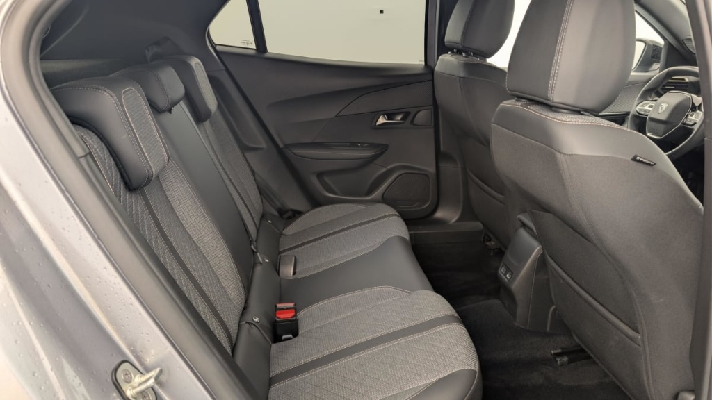 PEUGEOT 2008 100 S S BVM6 Allure - ref: 1-390240 - Photo 10