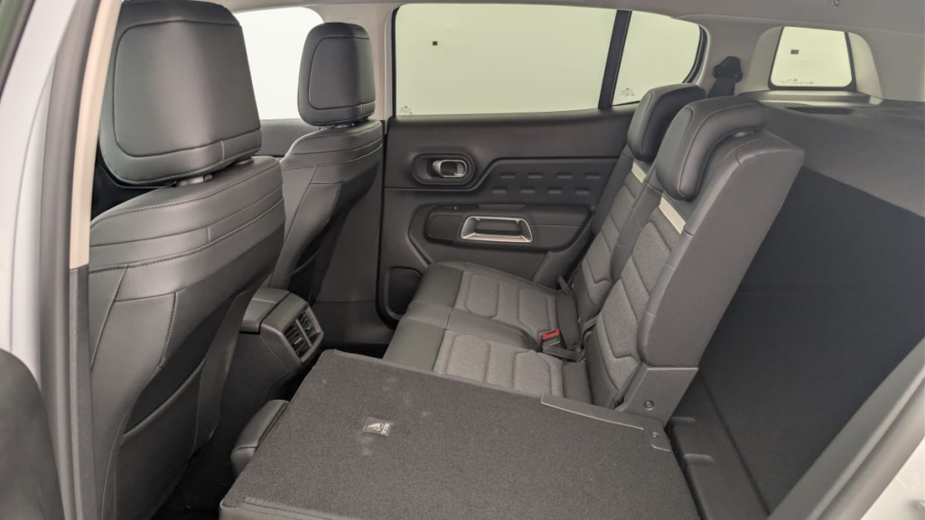 CITROEN C5 Aircross Hybride 136 e-DCS6 Max - ref: 1-390270 - Photo 12