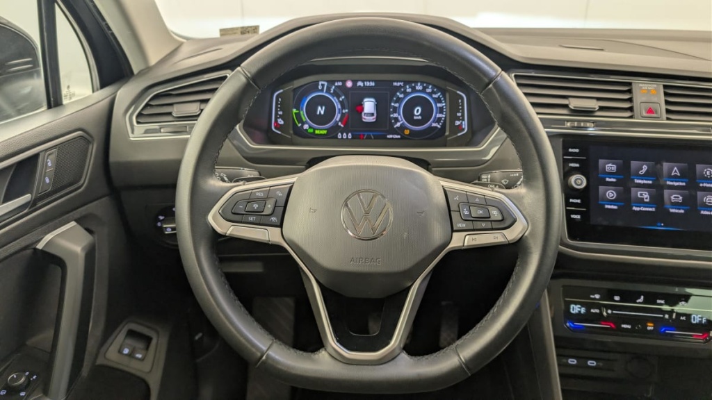 VOLKSWAGEN Tiguan 1.4 EHYBRID 245CH DSG6 ELEGANCE - ref: 1-391412 - Photo 14