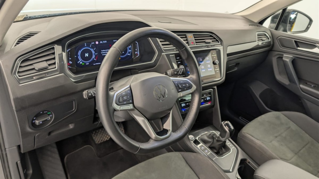VOLKSWAGEN Tiguan 1.4 EHYBRID 245CH DSG6 ELEGANCE - ref: 1-391412 - Photo 15