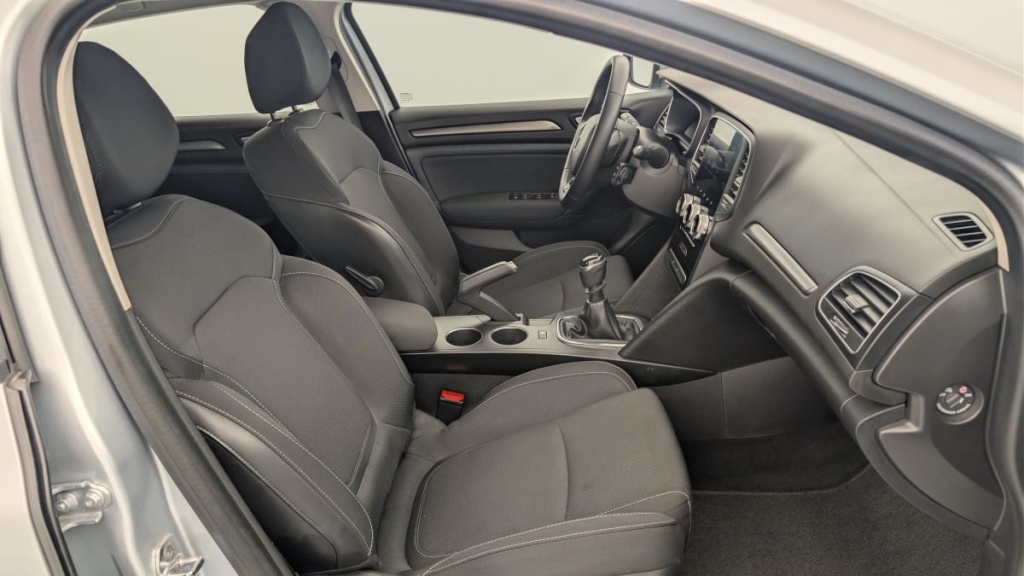 RENAULT Megane TCe 115 FAP - 21N Business - ref: 1-393871 - Photo 9