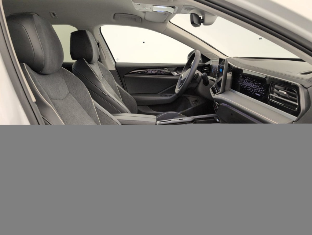 VOLKSWAGEN Passat 1.5 eTSI OPF 150 DSG7 Life Plus - ref: 1-394204 - Photo 9