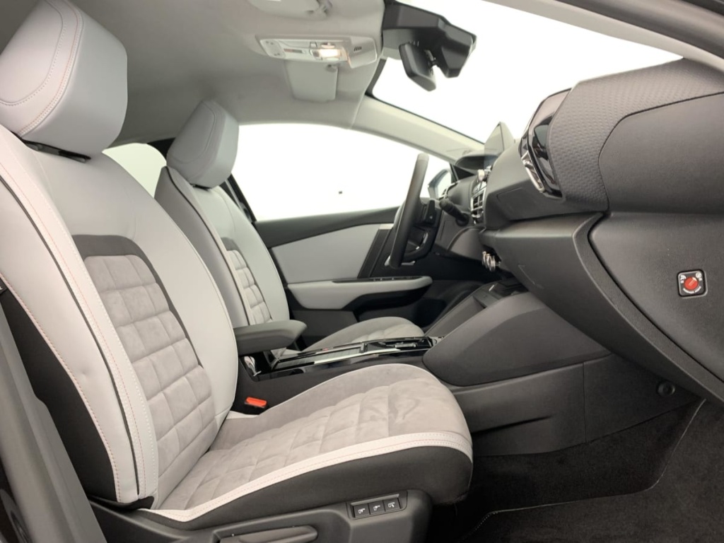 CITROEN C4 PureTech 130 EAT8 Max - ref: 1-395045 - Photo 9