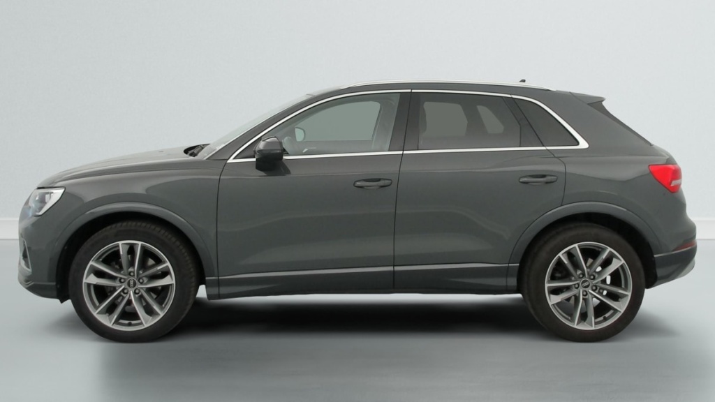 AUDI Q3 35 TDI 150 ch S tronic 7 Design - ref: 1-396318 - Photo 4