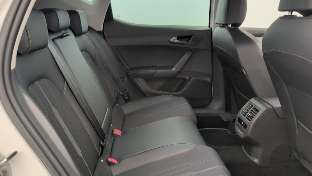 CUPRA Leon 1.5 TSI 150 CH BVM6 V - ref: 1-396444 - Photo 10